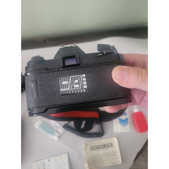 Fuji AX Multi Program Camera, Tamron lenses, smart cord, rewinder, flash. - Picture 13 of 16